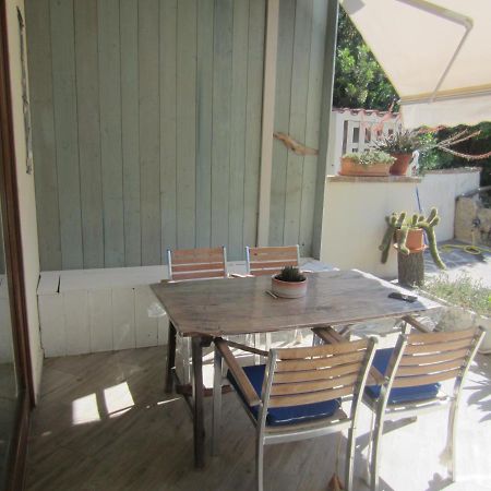 Apartament Monolocale San Pantaleo Zewnętrze zdjęcie